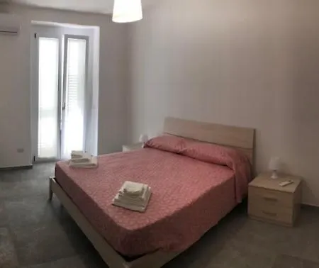 La Casa Di Met アパート ガリポリ